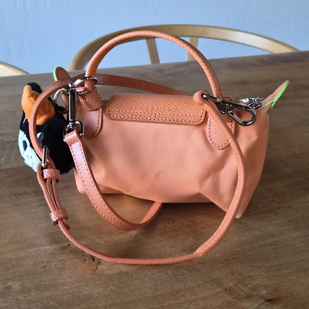 Longchamp Orange Pouch W Handles, Includes Strap & Jelly Cat Charm!!! - Picture 3 of 7